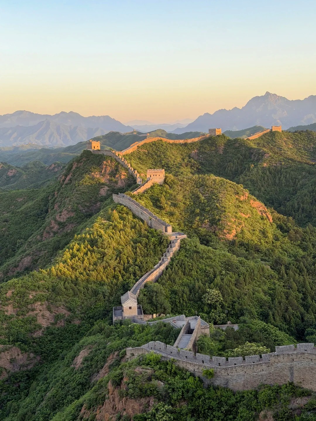 A traveller is planning a 4-day Great Wall hike with us.

One section in the original itinerary was Huanghuacheng–Xishuiyu.

But local access conditions there have recently become less straightforward.

So my advice was simple:

Don’t force the original itinerary just because it was written down months ago.

Instead, we can adjust the route and spend more time exploring another Great Wall section, subject to current local access conditions.

This is something people sometimes underestimate when planning China.

A good itinerary is not a fixed document.

Roads change.
Access changes.
Ticket rules change.
Local conditions change.

The important thing is knowing when to adapt.

Private China travel, made simple.

#GreatWallHiking #GreatWallOfChina #ChinaHiking