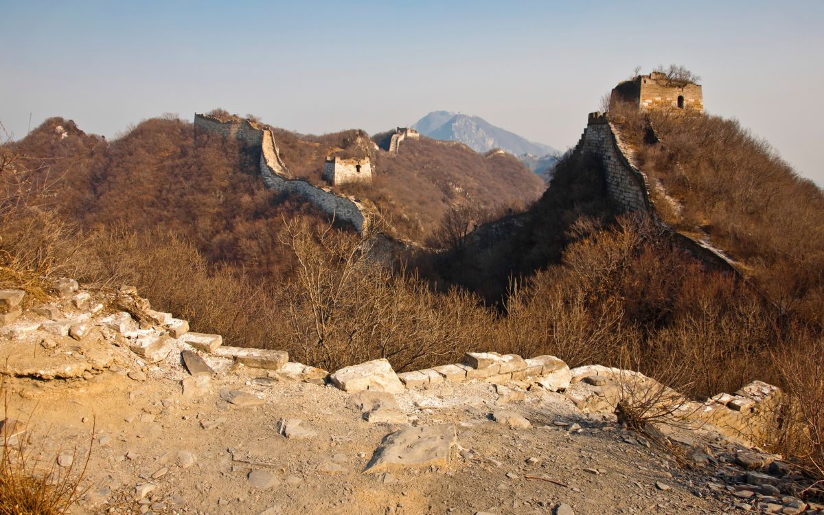 Compare Hikes: Jinshanling-East Gate Hike VS. Jiankou-Mutianyu Hike
