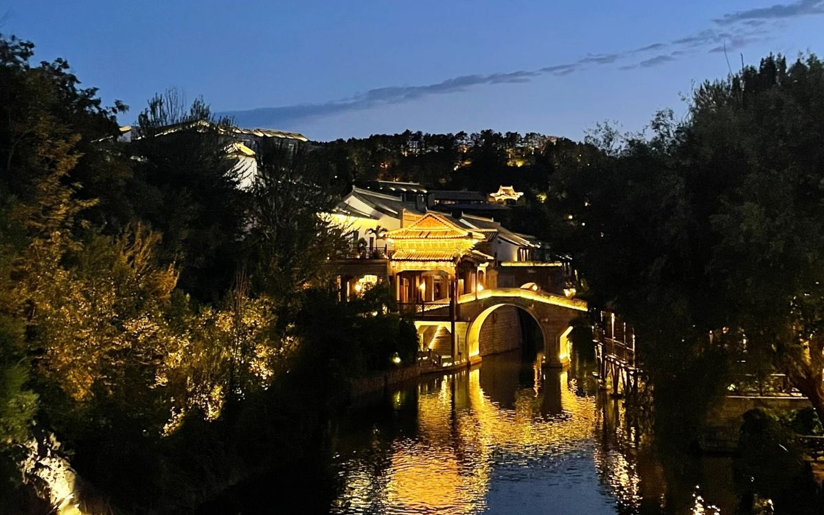 The Ultimate Guide to Reaching Gubei Water Town from Beijing by Public Transport