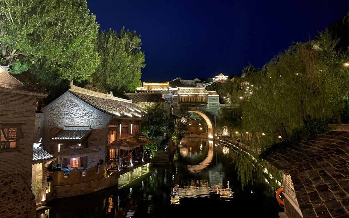 The Ultimate Guide to Reaching Gubei Water Town from Beijing by Public Transport